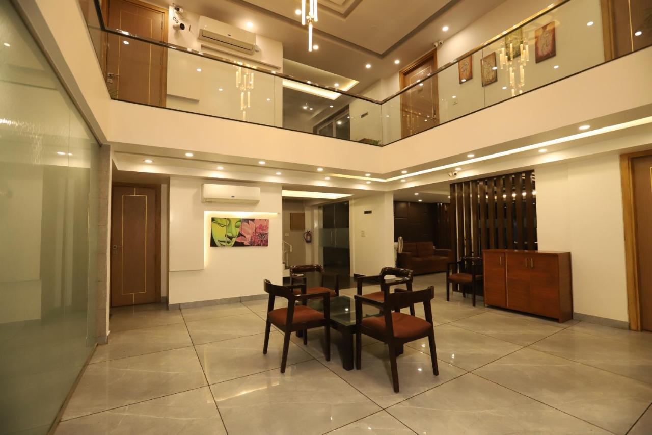 Hotel Keshav Residency Gurgaon Near Medanta Экстерьер фото