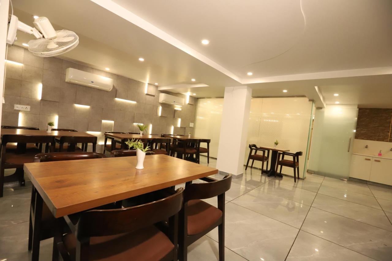 Hotel Keshav Residency Gurgaon Near Medanta Экстерьер фото